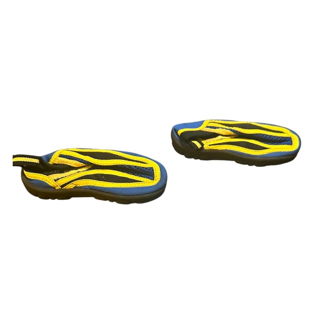 Size 5 Unisex Beach Basics Water Shoes